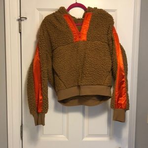 Express fleece hooded pullover